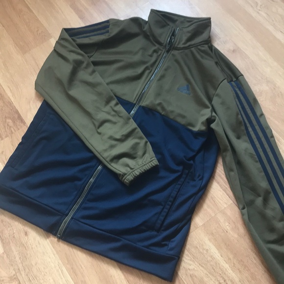 ADIDAS TRACK JACKET - Picture 2 of 8